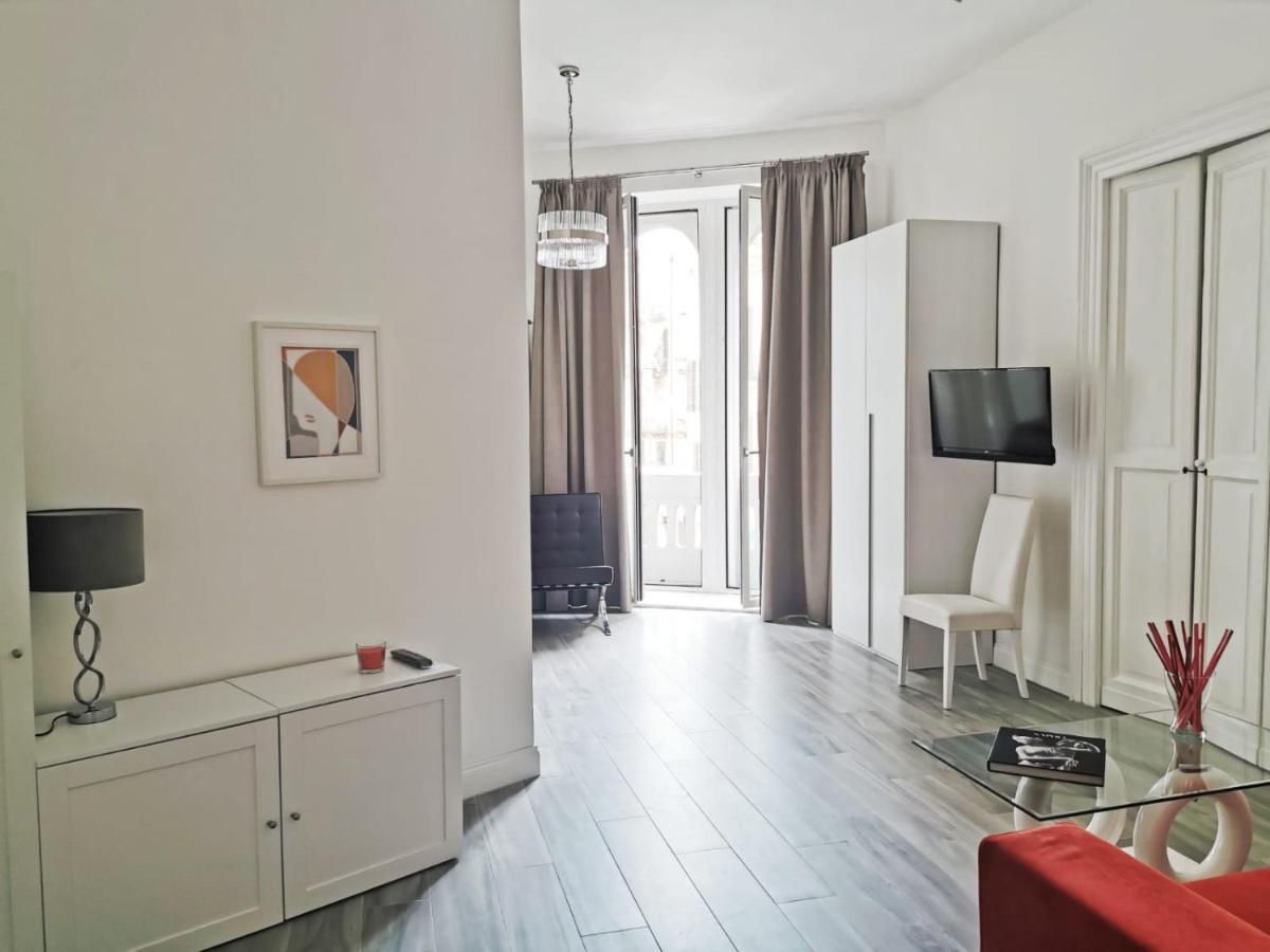 Duomo Platinum Apartment Naples