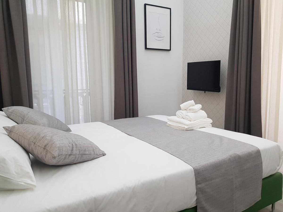 Duomo Platinum Apartment Naples