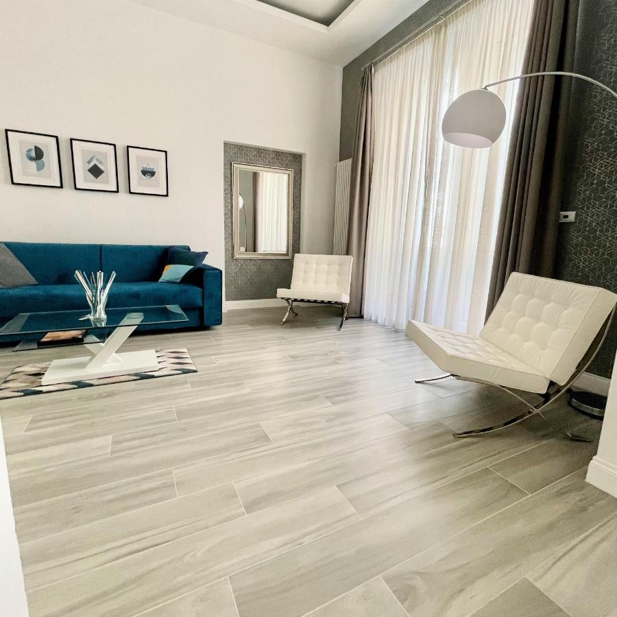 Duomo Platinum Apartment Naples